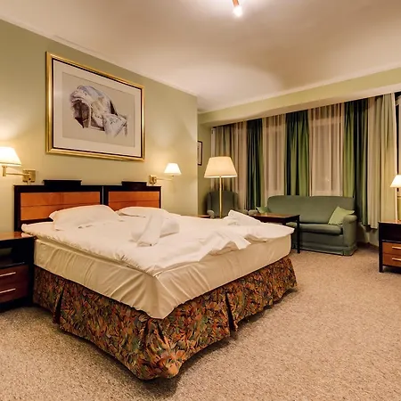 Plaza Bed & Breakfast