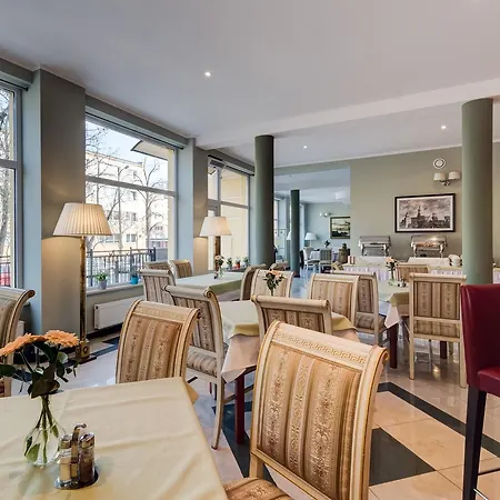 Plaza 3* Warschau
