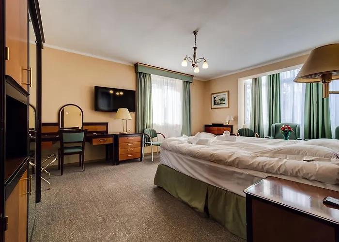 Plaza Bed & Breakfast