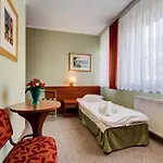 Plaza Bed & Breakfast
